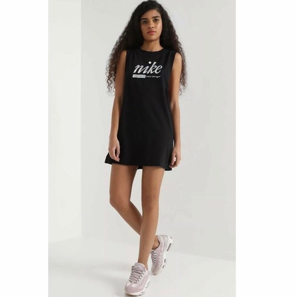 SOLD!! NWT Size S Nike Dress - Picture 2 of 6